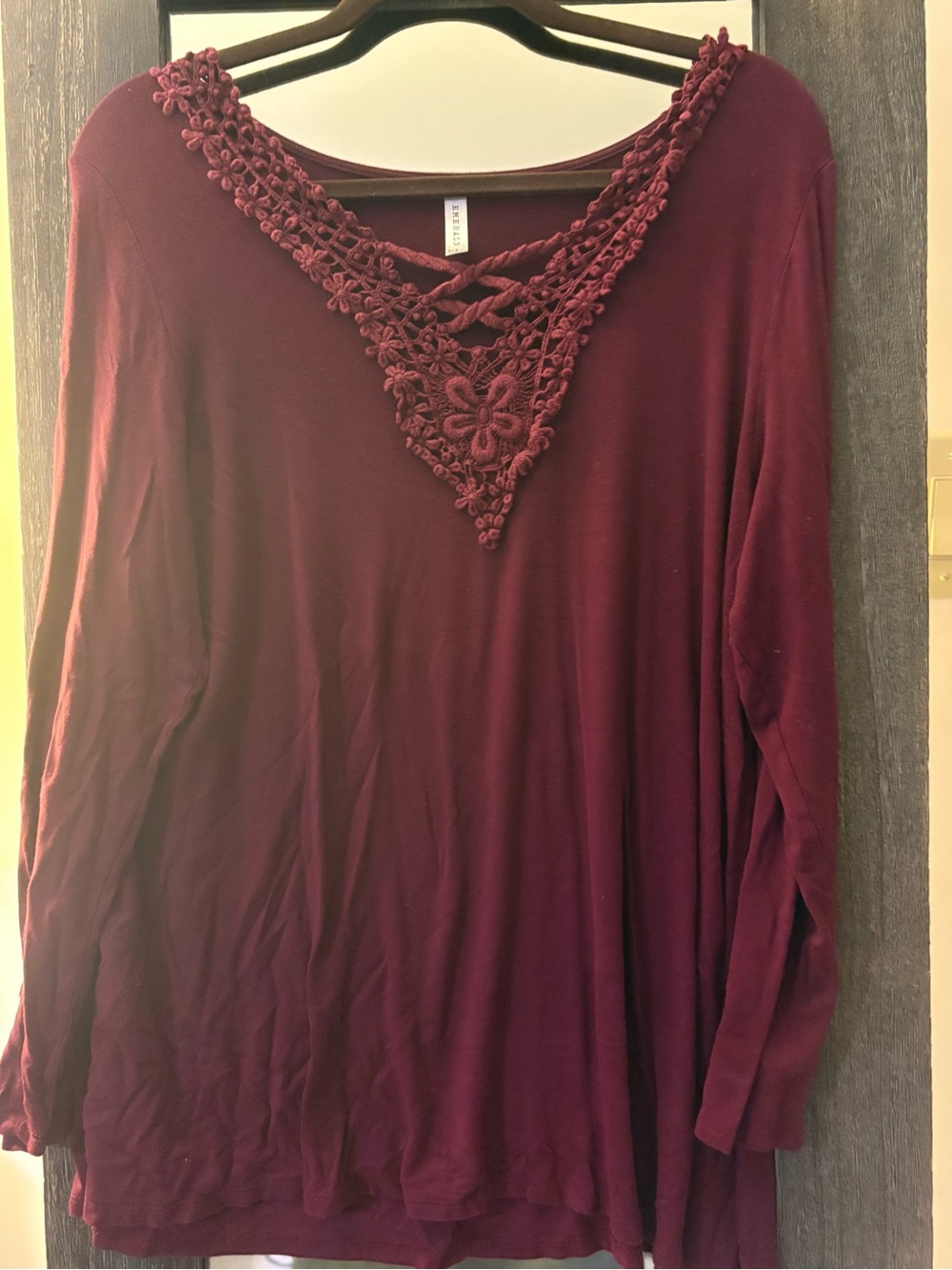 Emerald Wine Crochet V-Neck Long Sleeve Tunic